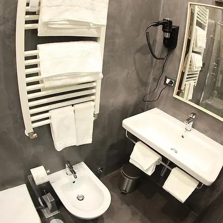 לינה וארוחת בוקר We Love